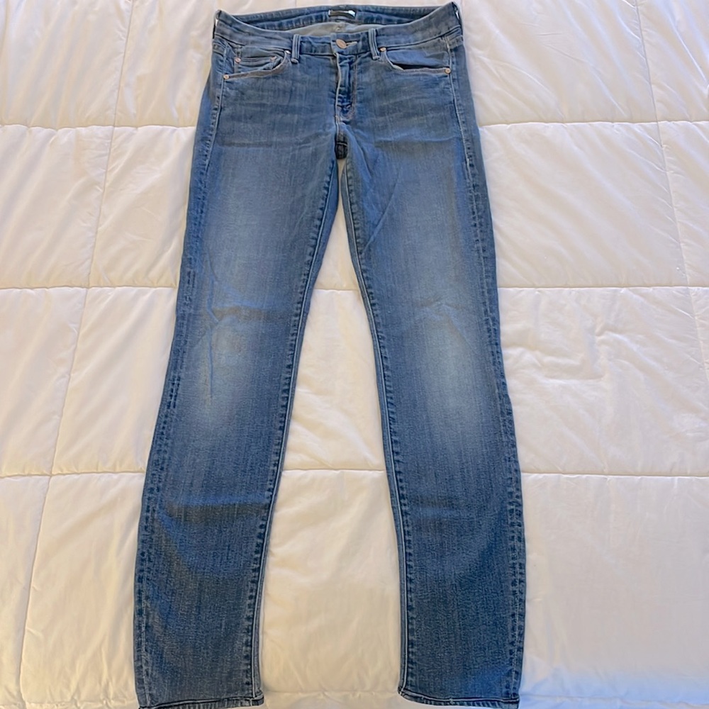 MOTHER the looker skinny jeans. Size 26. Color medium kitty.